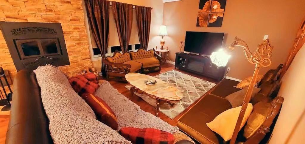 Amazing 3-Bedroom Entire Chalet-Sauna+Lakeview+Spa+Bbq Saint Come Kültér fotó